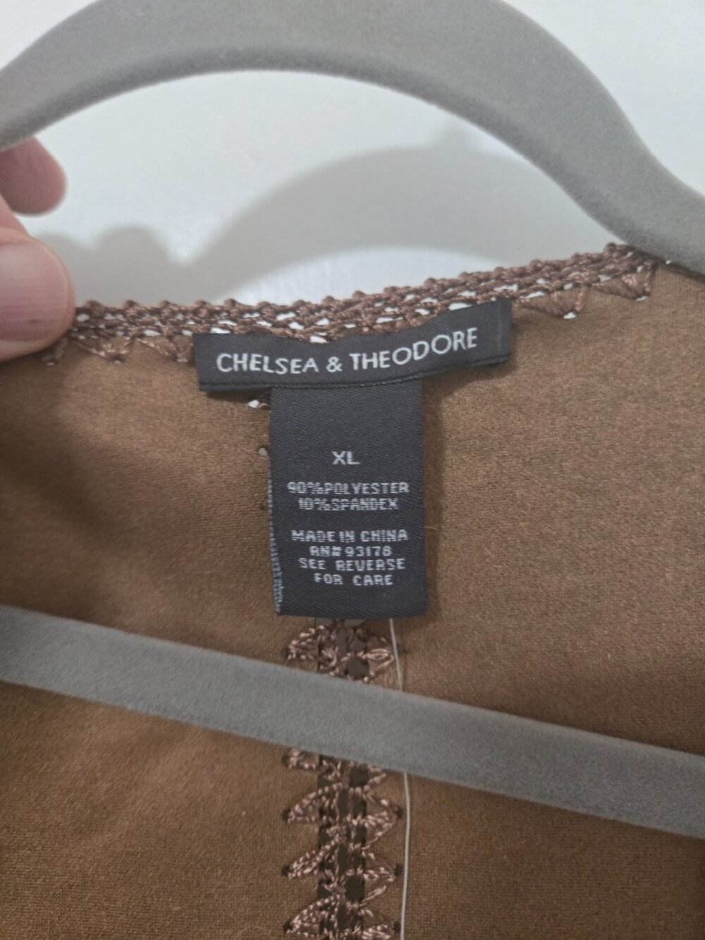 NWT Chelsea & Theodore XL Brown Faux Suede Crochet Trim Open Front Vest Boho - Picture 5 of 7